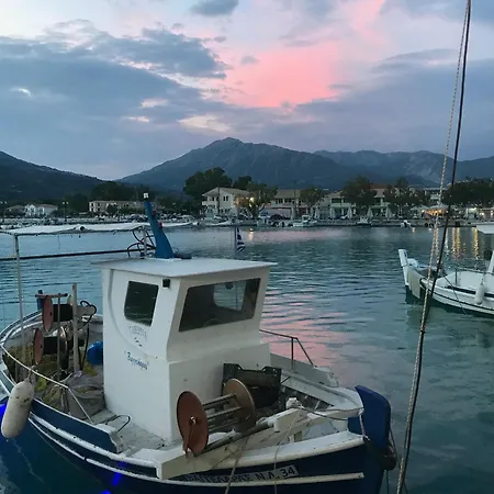 Petros, Vassiliki, Lefkada - 3 Bedrooms, Pool, Stunning Views Vilă