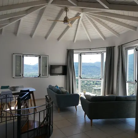 Petros, Vassiliki, Lefkada - 3 Bedrooms, Pool, Stunning Views * Pondi