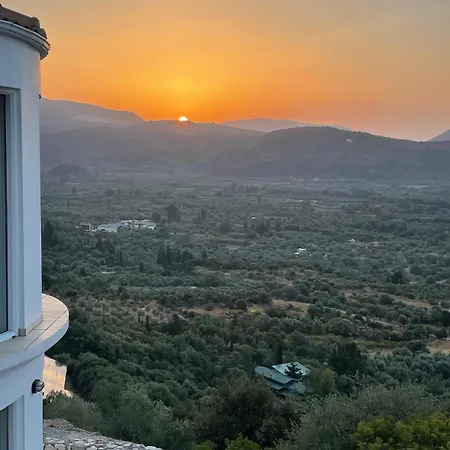 Villa Petros, Vassiliki, Lefkada - 3 Bedrooms, Pool, Stunning Views