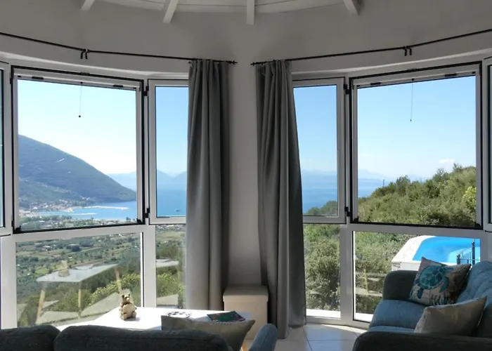 Villa Petros, Vassiliki, Lefkada - 3 Bedrooms, Pool, Stunning Views